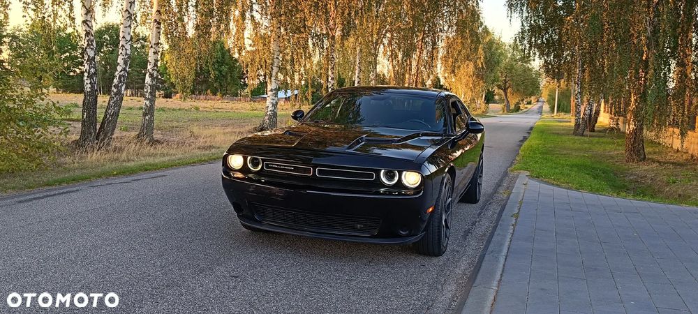 Dodge Challenger - 18