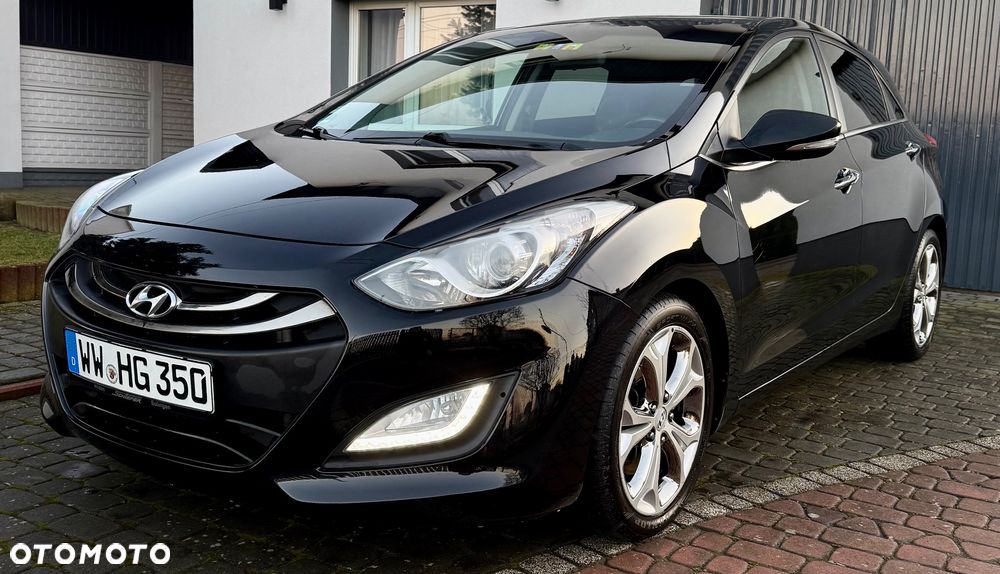 Hyundai i30 blue 1.6 CRDi Passion - 9