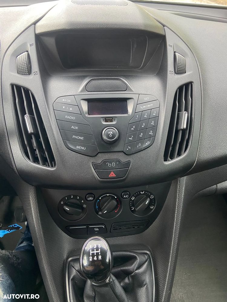Ford Transit Connect - 6
