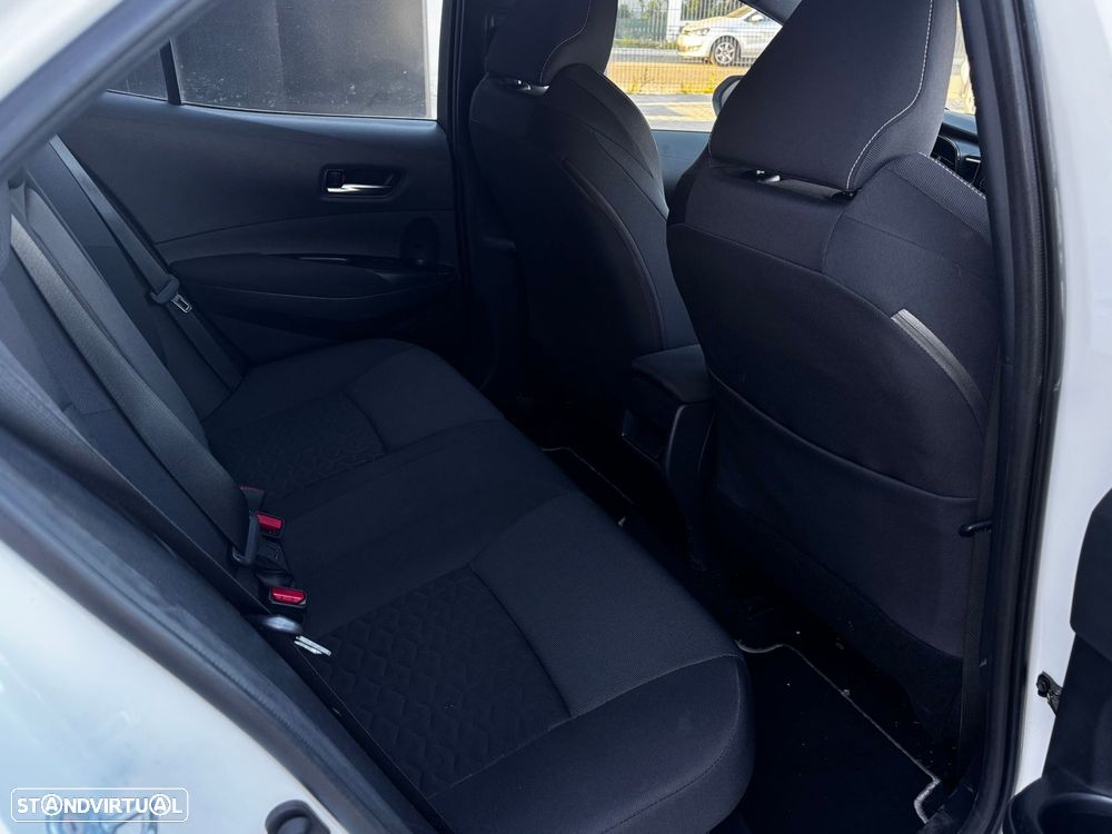 Toyota Corolla 1.8 Hybrid Comfort - 4
