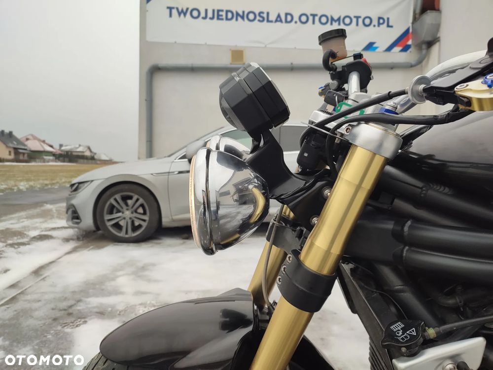 Triumph Speed Triple - 9