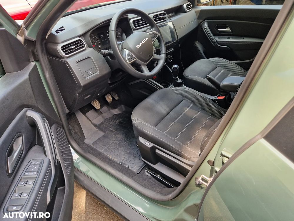Dacia Duster TCe 150 4X4 Journey+ - 8