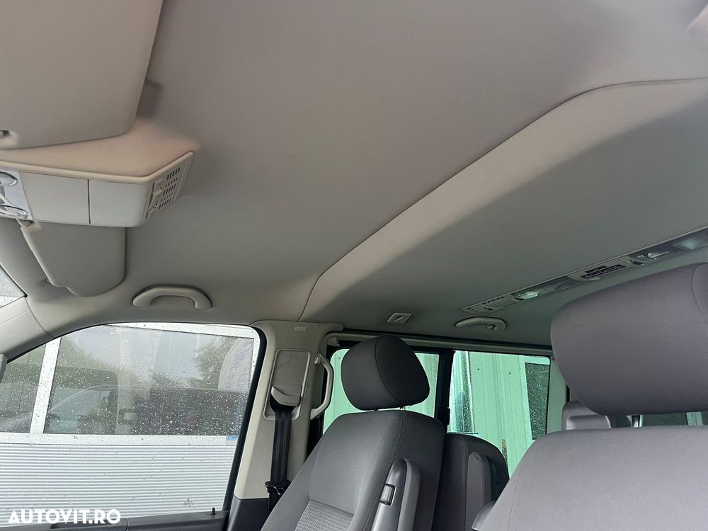 Volkswagen Multivan - 8