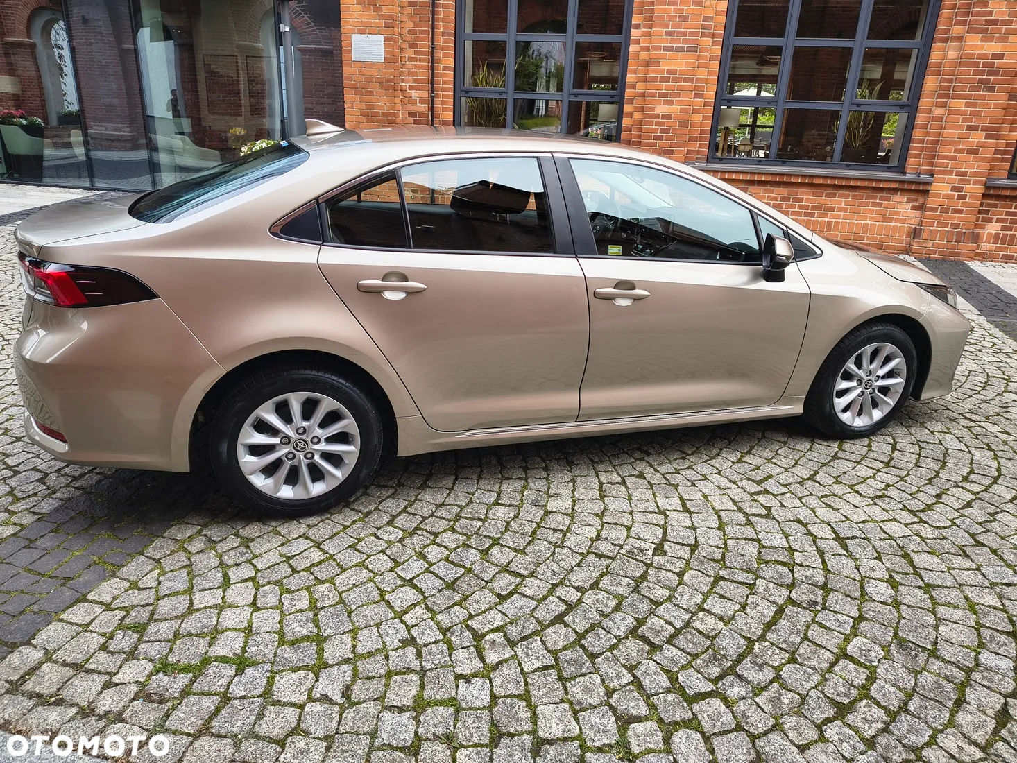 Toyota Corolla 1.8 Hybrid Comfort - 5