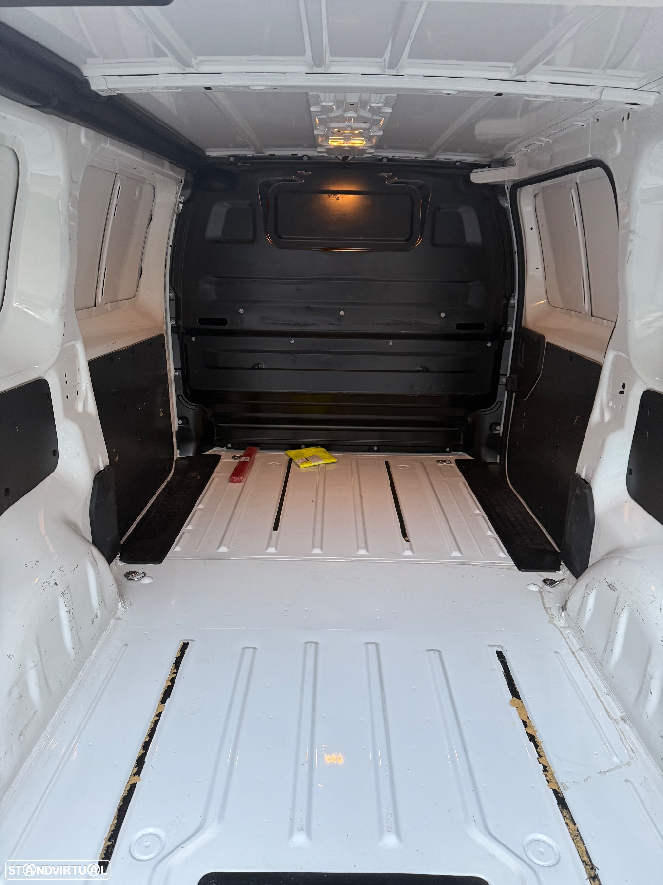 Opel Vivaro 1.5 CDTi L1H1 Essentia - 17