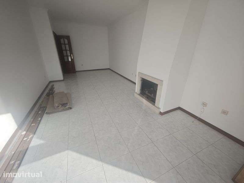 T2 com garagem   varandas - Grande imagem: 3/12