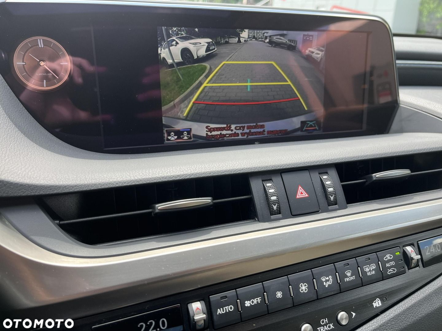 Lexus ES - 17