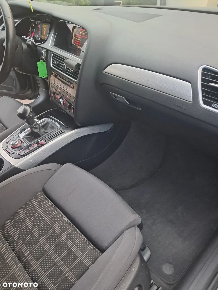 Audi A4 Avant 2.0 TDI DPF multitronic Ambiente - 13