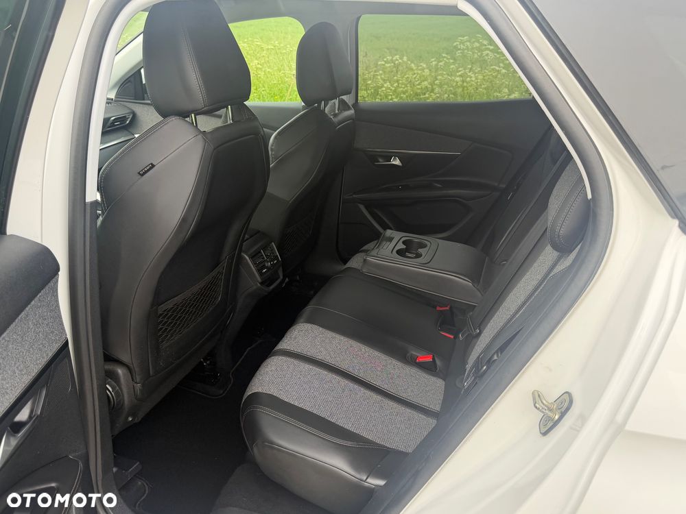Peugeot 3008 BlueHDi 120 Stop & Start Allure - 13