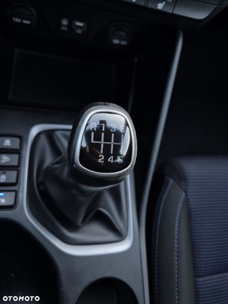 Hyundai Tucson 2.0 CRDI BlueDrive Style 2WD - 28