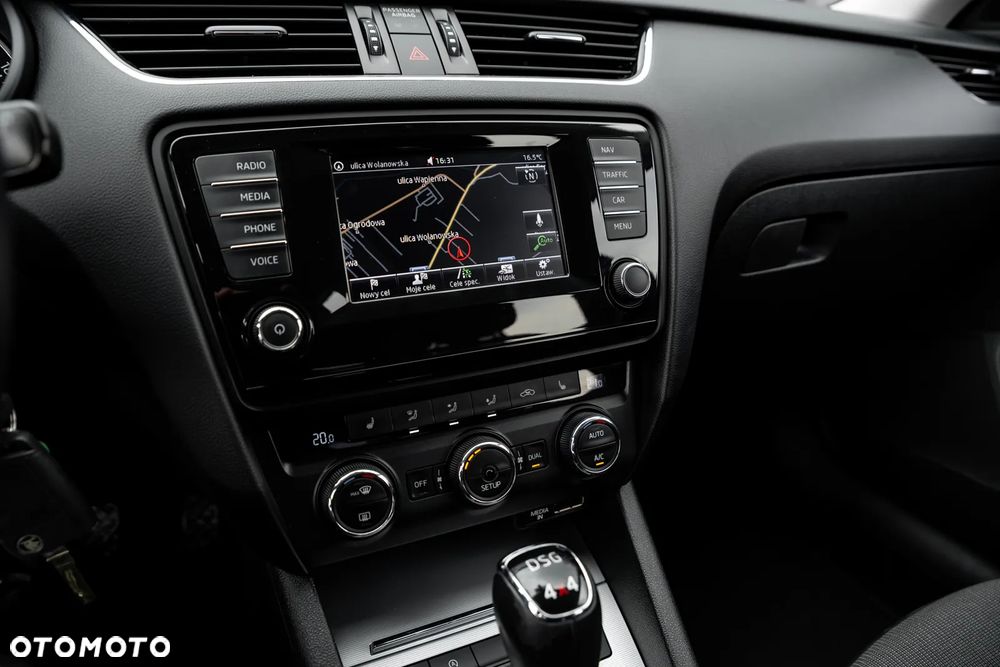 Skoda Octavia 2.0 TDI 4x4 Elegance DSG - 38
