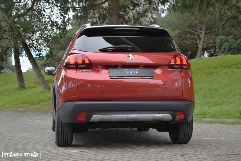 Peugeot 2008 1.2 PureTech Allure EAT6 - 17