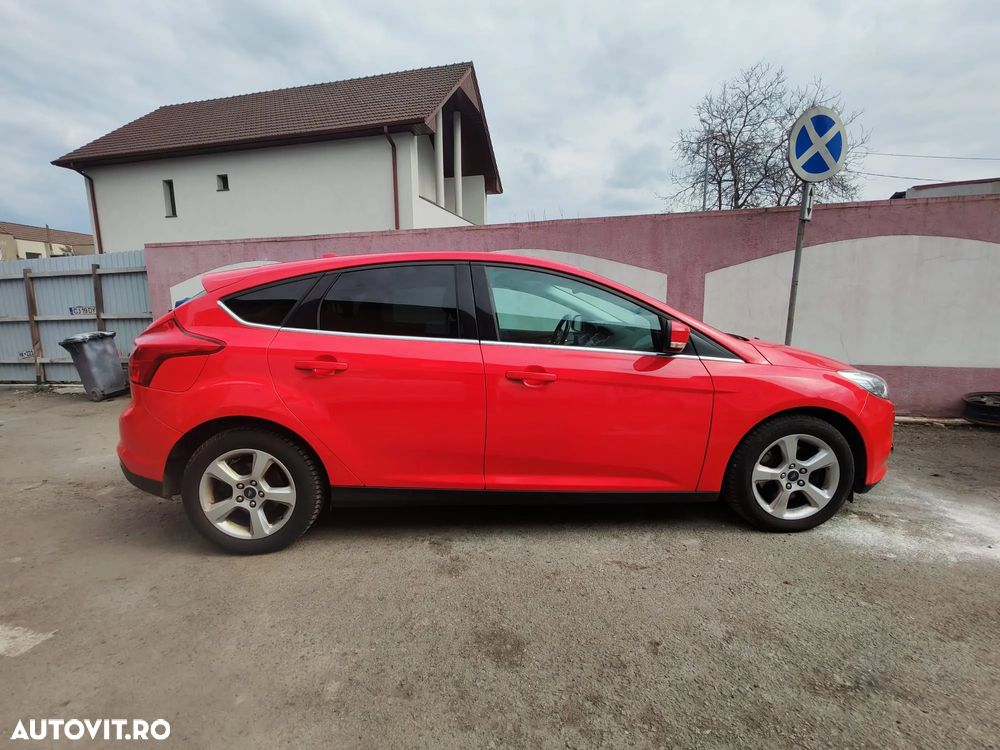 Ford Focus 1.6 EcoBoost Start-Stopp-System Titanium - 2