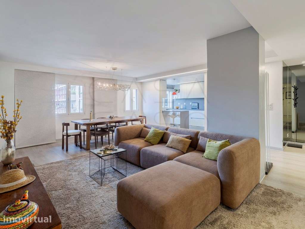 Apartamento T2+ 1 mobilado e equipado com parqueamento - Grande imagem: 3/25