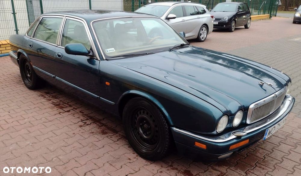 Jaguar XJ - 2