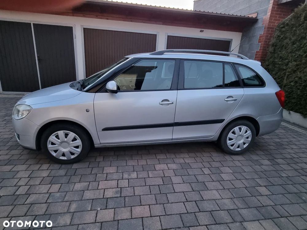 Skoda Fabia 1.4 16V Ambiente - 12