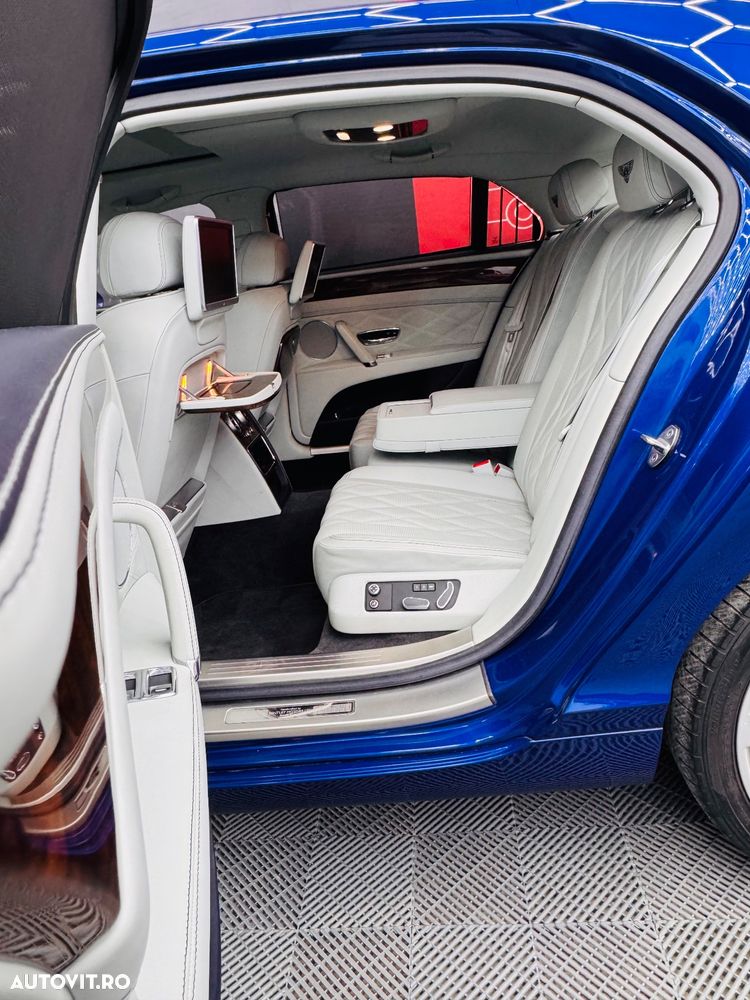 Bentley Flying Spur - 7