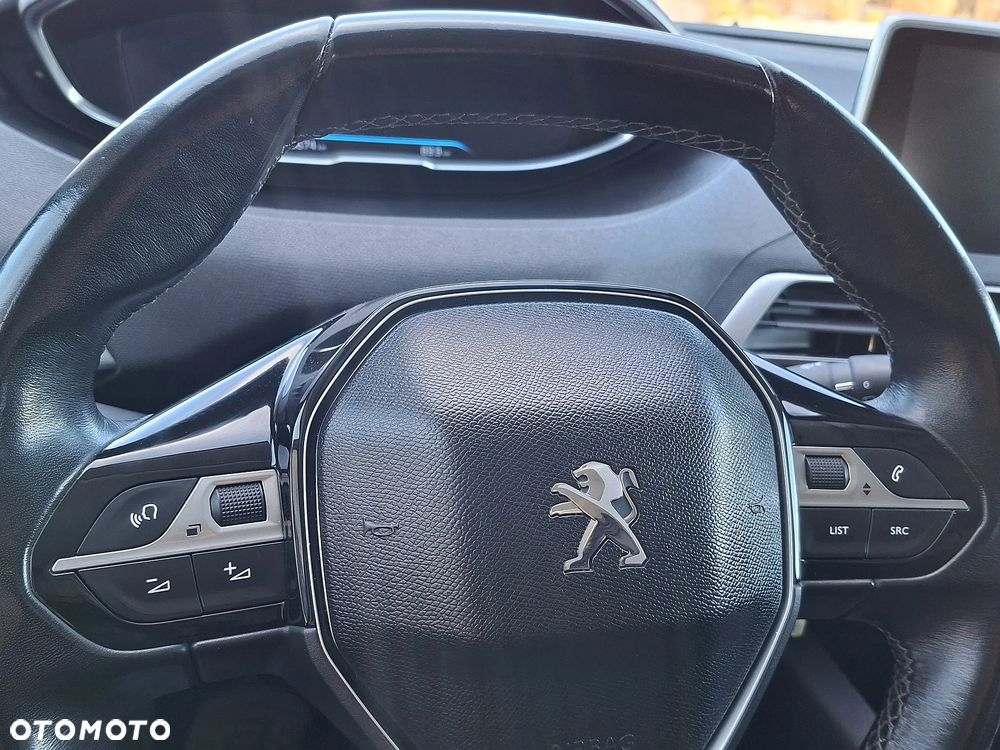 Peugeot 3008 - 23