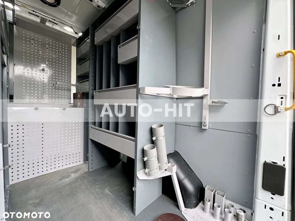 Ford Transit - 19