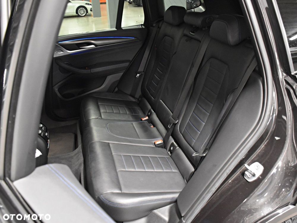 BMW X3 - 13
