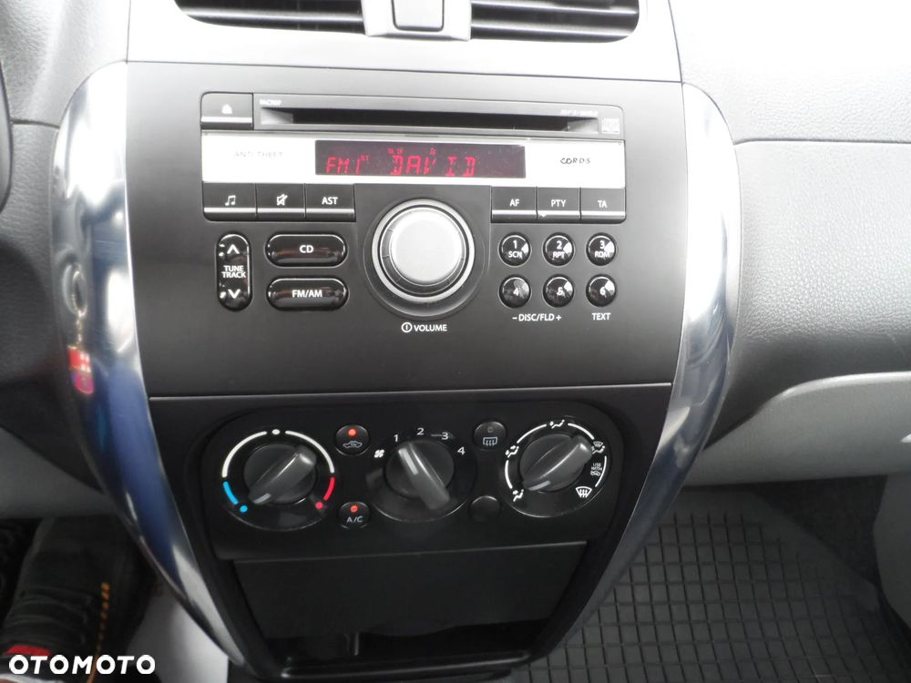Suzuki SX4 - 14