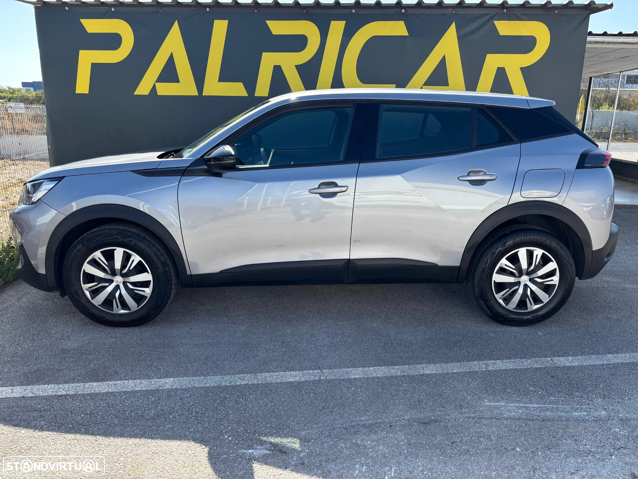 Peugeot 2008 1.2 PureTech Active Pack - 4