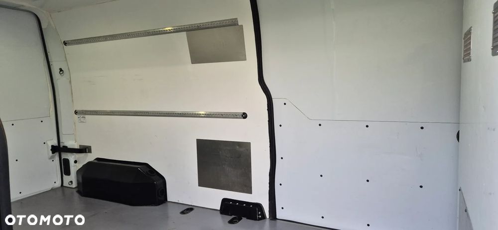 Opel Movano - 37