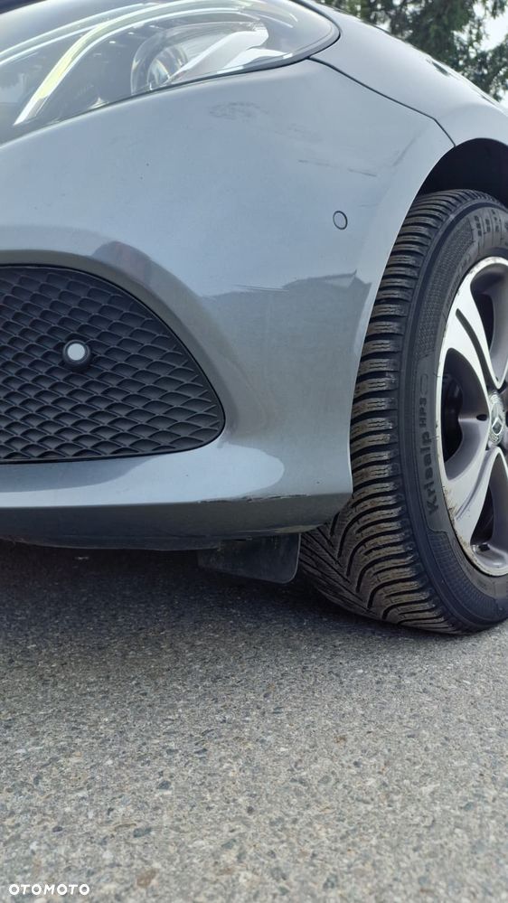 Mercedes-Benz Klasa E 200 d 9G-TRONIC - 22