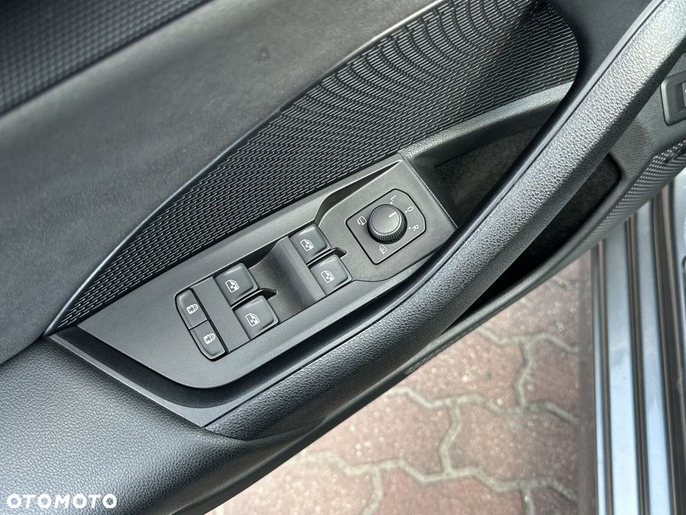 Skoda Octavia 2.0 TDI RS DSG - 31