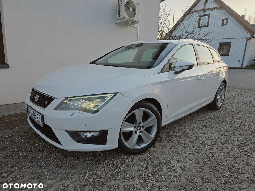 Seat Leon 2.0 TDI DPF Ecomotive DSG FR - 21