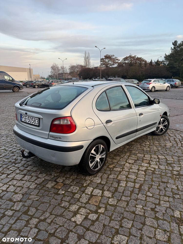 Renault Megane 1.4 16V Air - 5