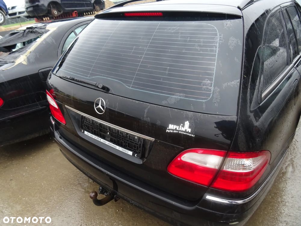 Mercedes w211 combi 1.8 benzyna 2004  lakier(197) na części - 4