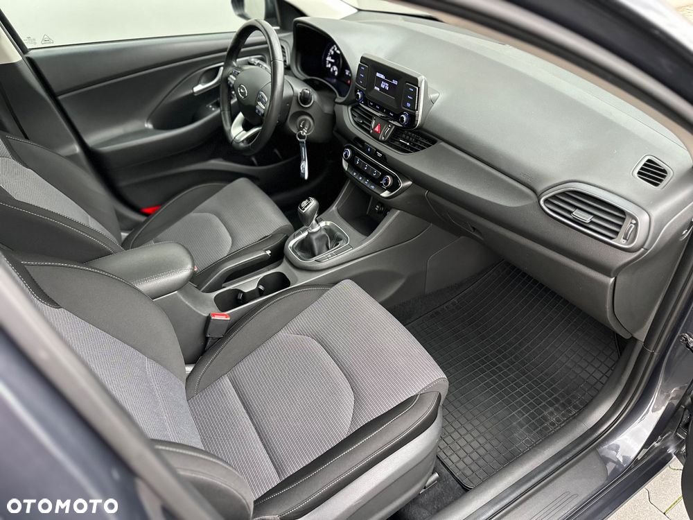 Hyundai i30 1.5 DPI Modern - 15