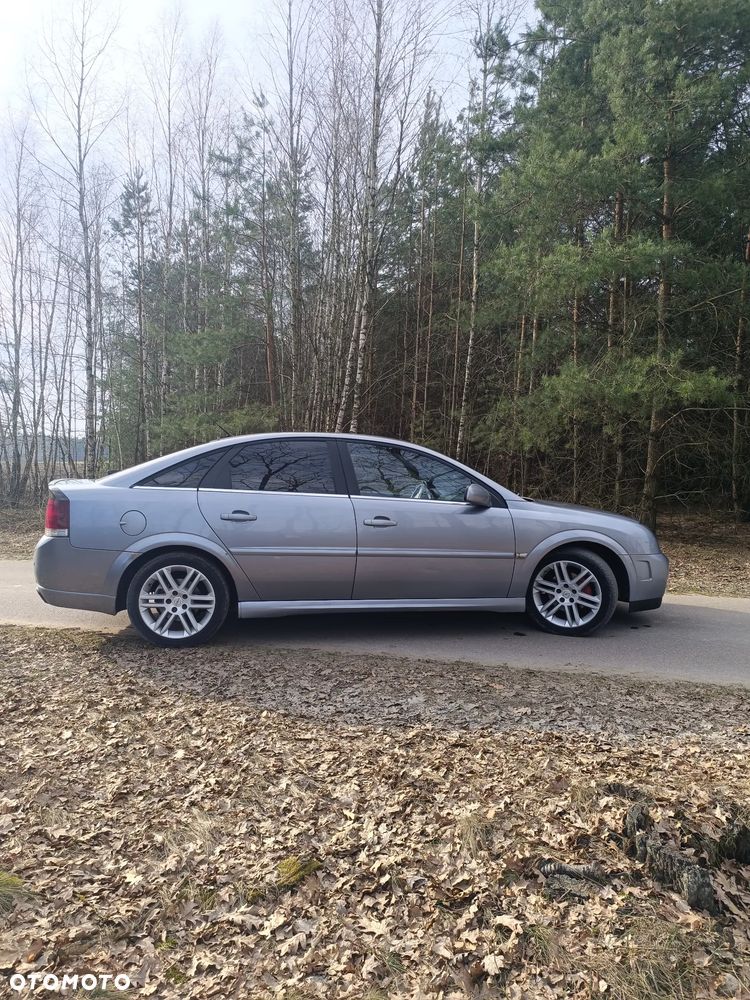 Opel Vectra 1.9 CDTI Sport / GTS - 8