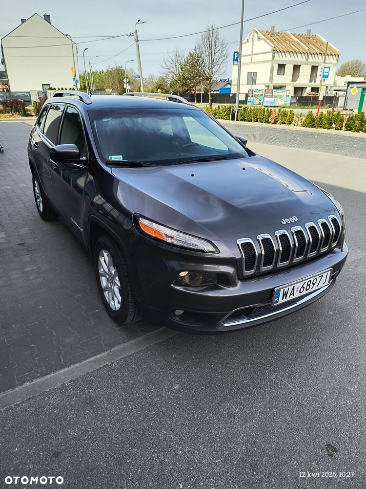 Jeep Cherokee - 16