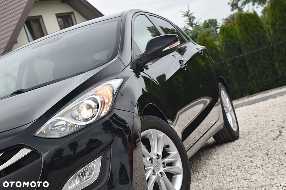 Hyundai i30 1.6 CRDI Trend - 2