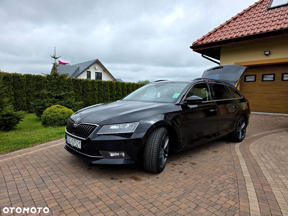 Skoda Superb 2.0 TDI 4x4 DSG Style - 3