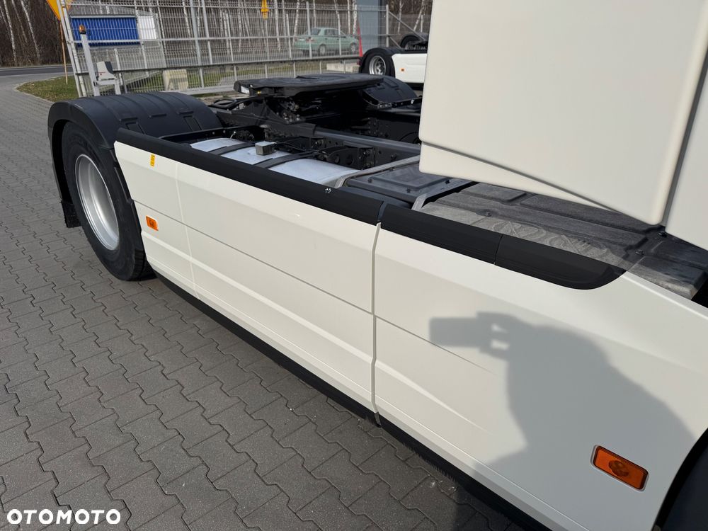 Volvo FH 500 BOGATA WERSJA 580tys.km!!! Import France - 12
