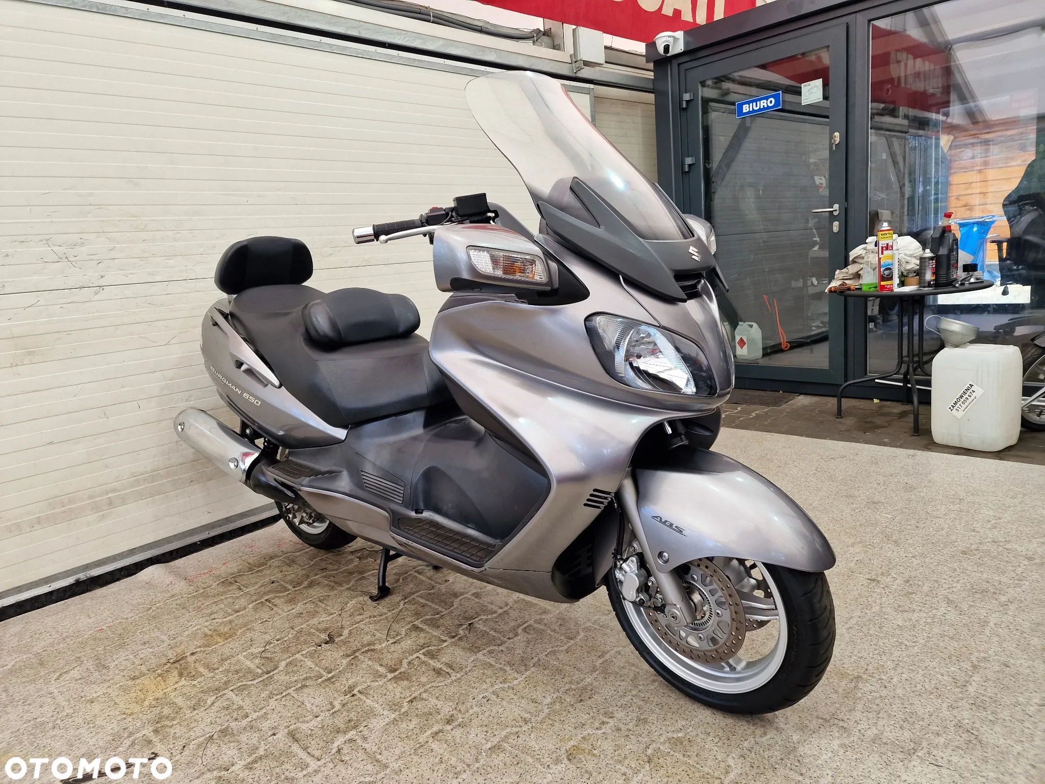 Suzuki Burgman - 4