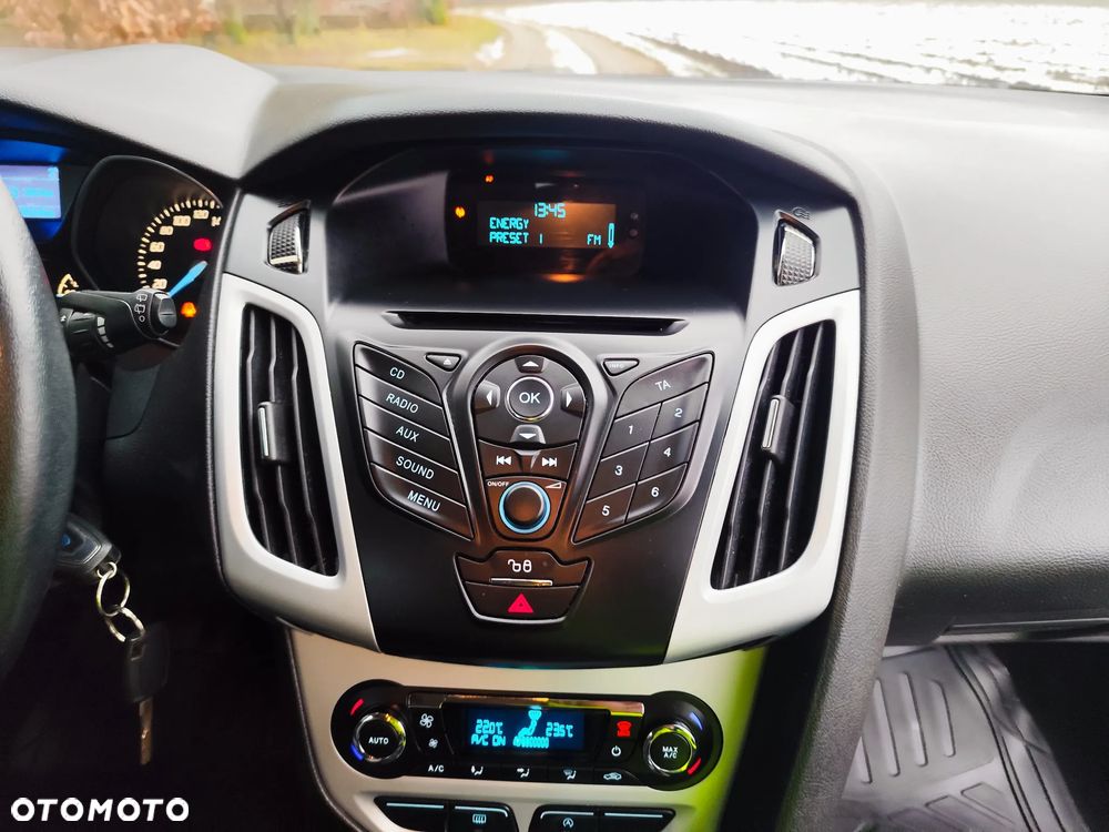 Ford Focus 1.0 EcoBoost Trend - 13