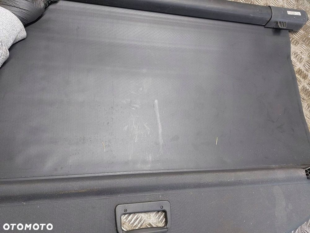 ROLETA BAGAŻNIKA SEAT ALTEA XL 5P8867871C - 2