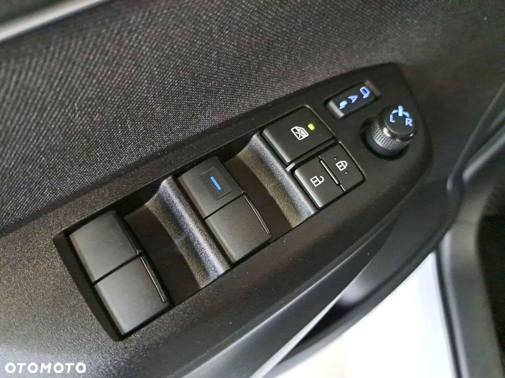 Toyota Yaris - 34