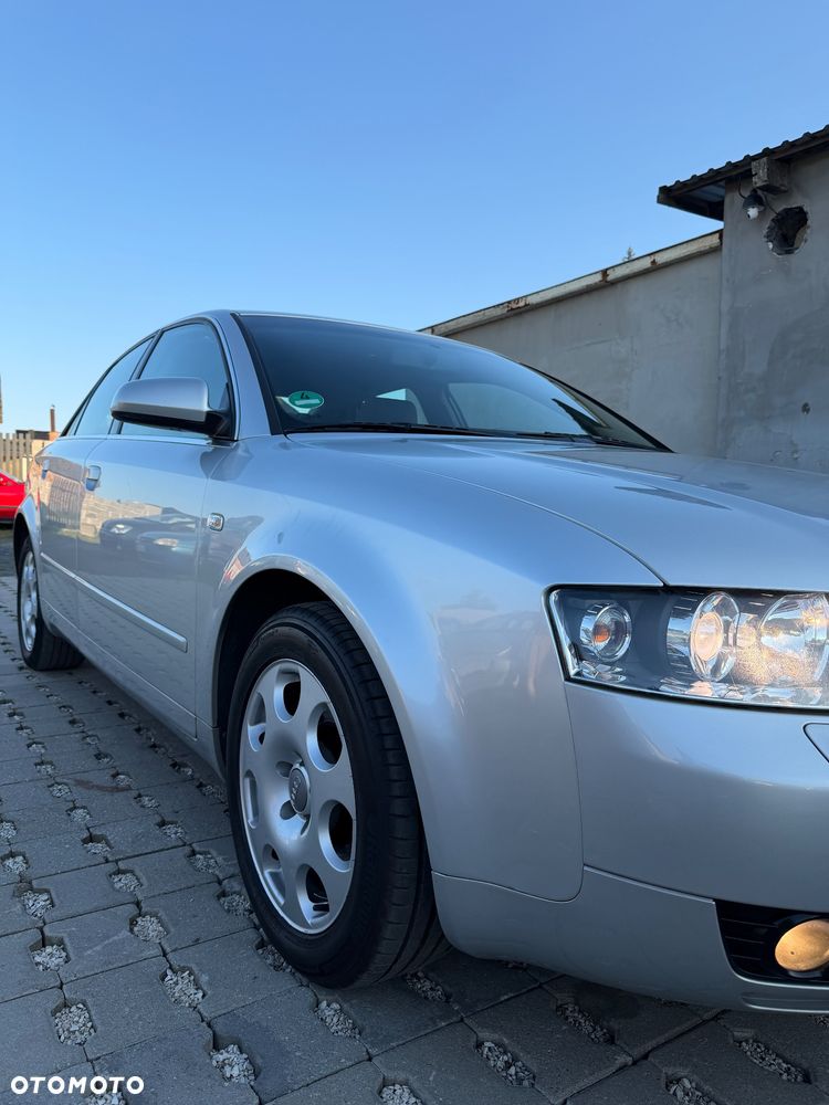 Audi A4 Limousine 1.8 T - 16
