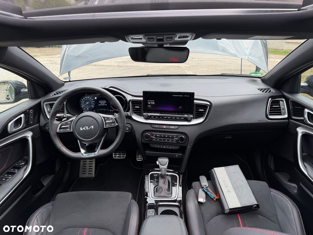 Kia Ceed 1.6 T-GDI DCT7 OPF GT - 17