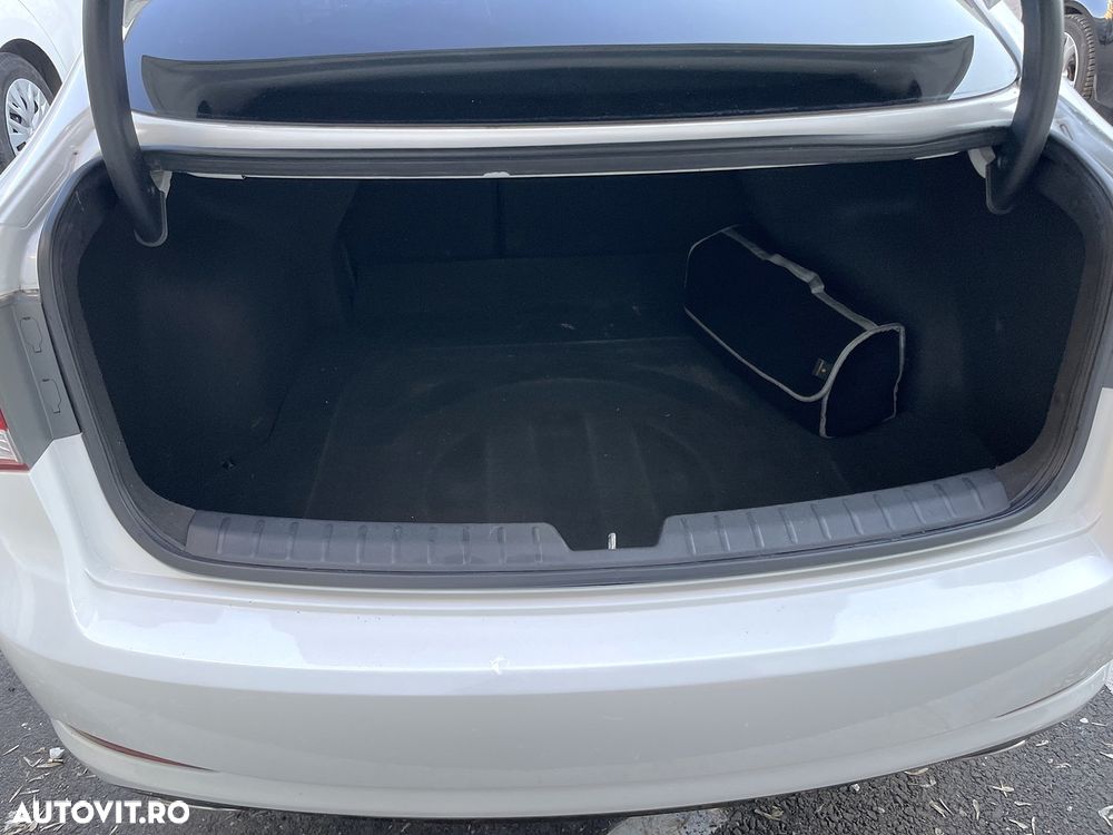 Hyundai i40 i40cw 1.7 CRDi Style - 12