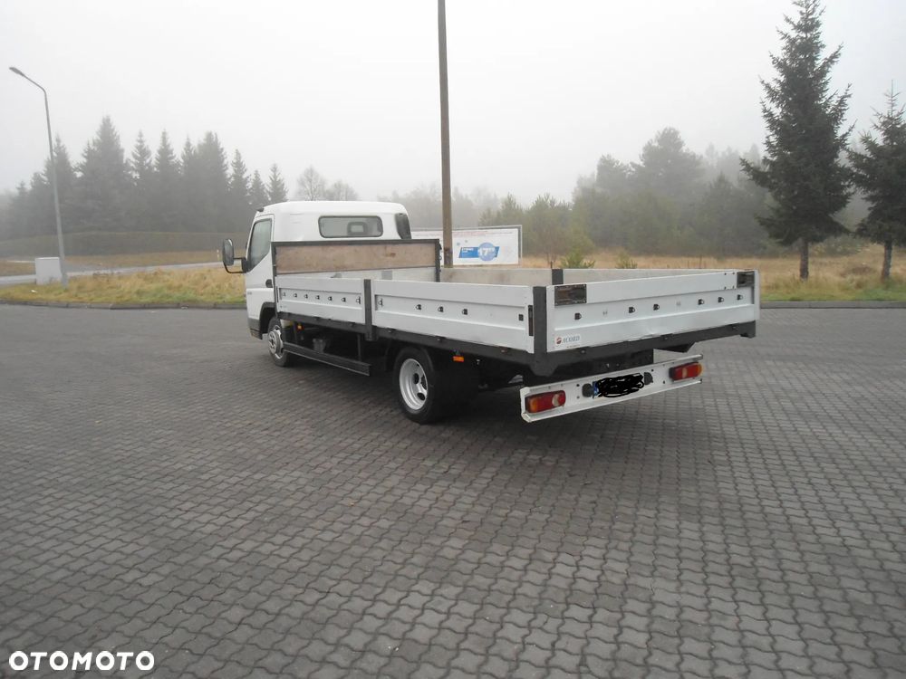 Mitsubishi Canter - 4