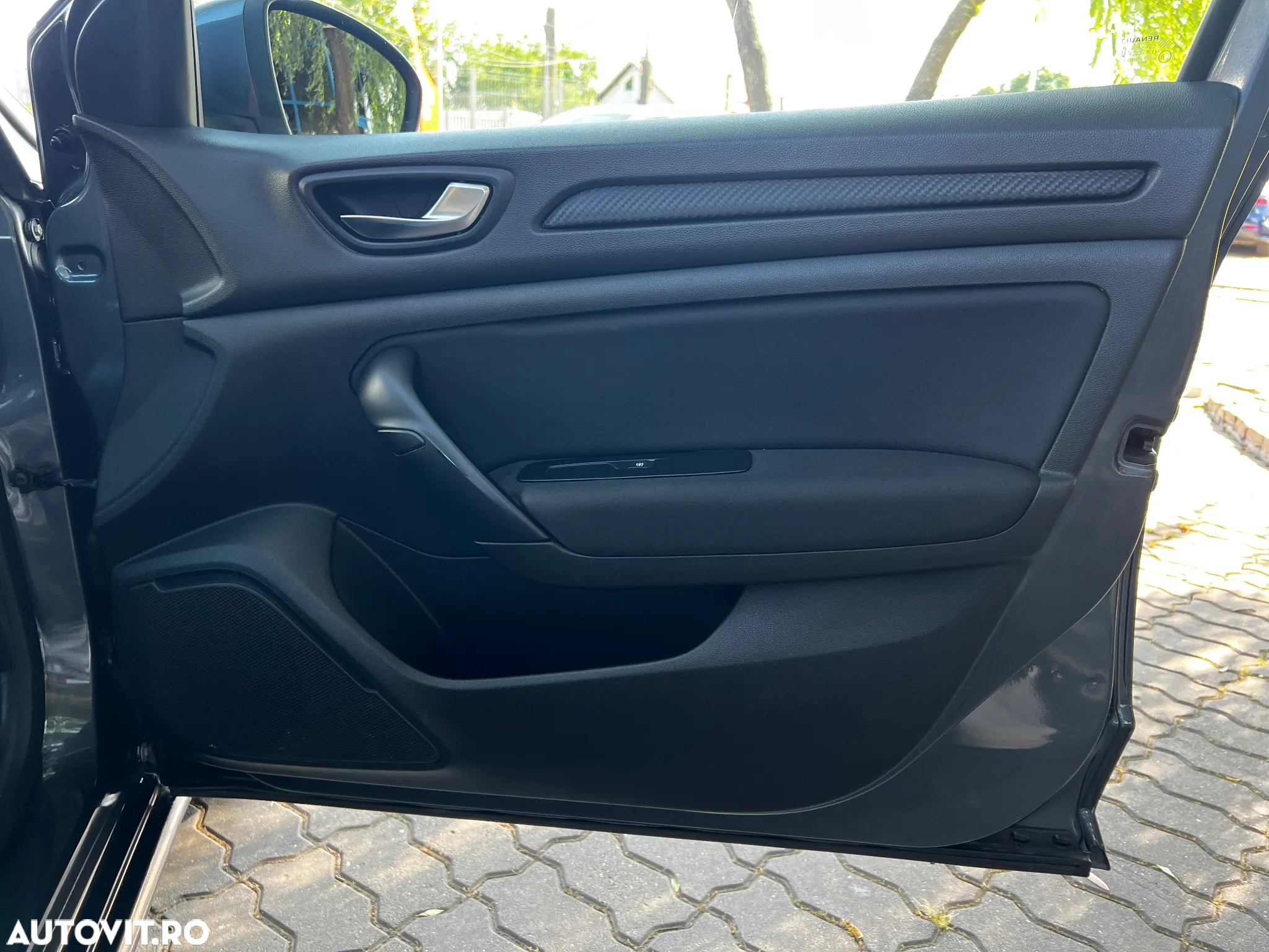 Renault Megane TCe Life - 30
