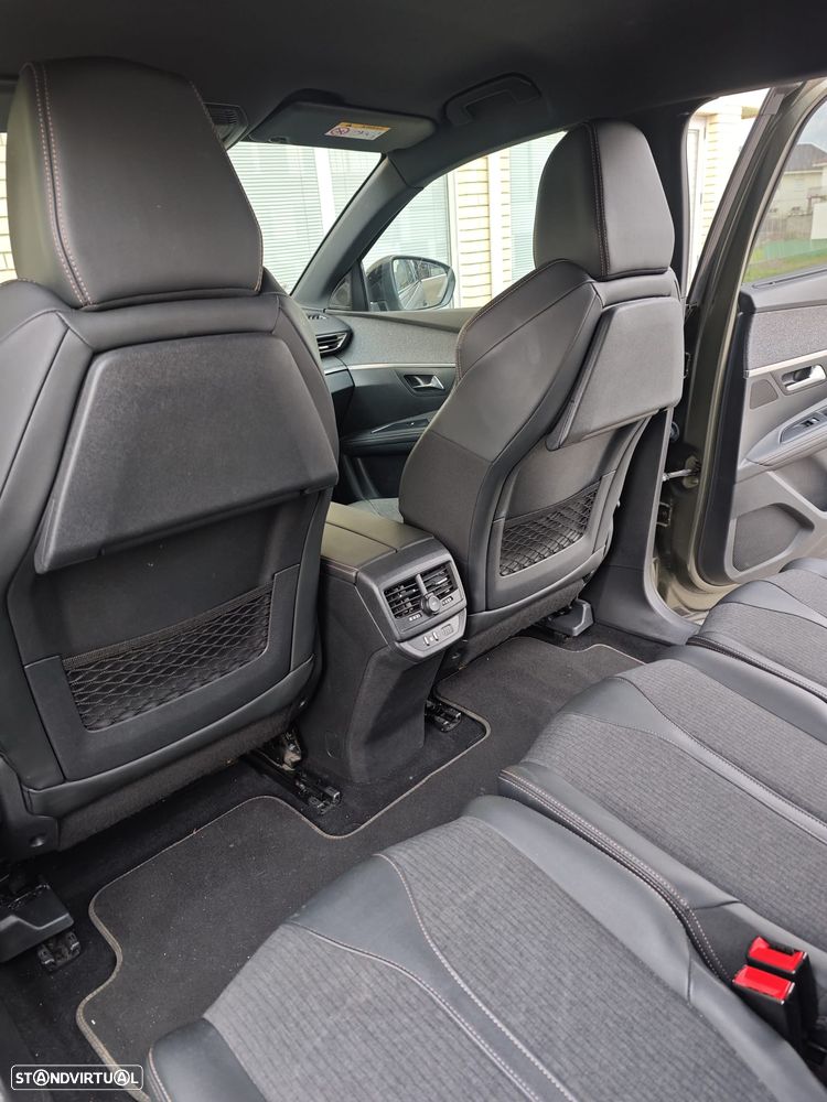 Peugeot 5008 - 9
