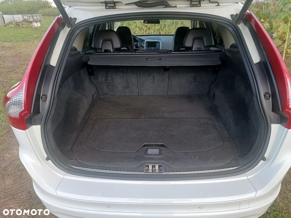 Volvo XC 60 D5 AWD Summum - 9