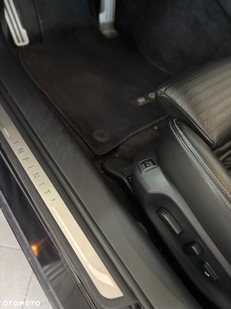Infiniti Q50 2.2d Sport Tech - 11